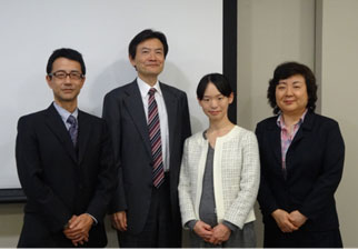 左から、金子先生、石川先生、塚川先生、橋口先生